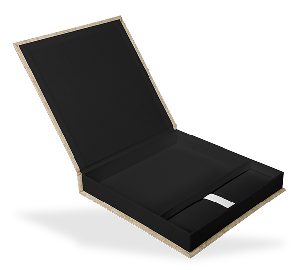 USB-Klappschachtel 20 x 20 cm , ohne Bildausschnitt, Innenschachtel & Inlay schwarz USB-Klappschachtel 20 x 20 cm , ohne Bildausschnitt, Innenschachtel & Inlay schwarz