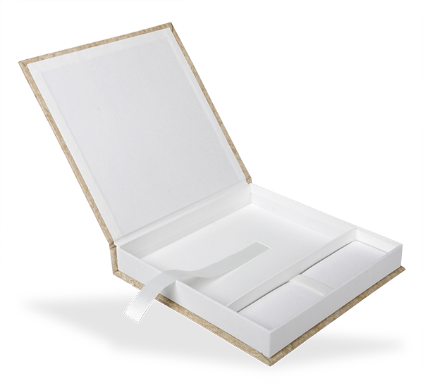 USB-Klappschachtel 20 x 20 cm, mit Bildausschnitt, Innenschachtel & Inlay weiß USB-Klappschachtel 20 x 20 cm, mit Bildausschnitt, Innenschachtel & Inlay weiß